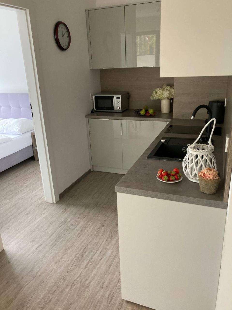 Apartment Gloria Pobierowo Exteriör bild